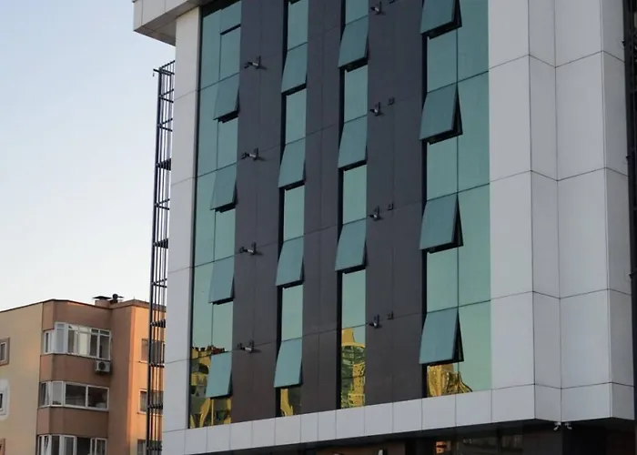 On4 & Hotel Istanbulská provincie